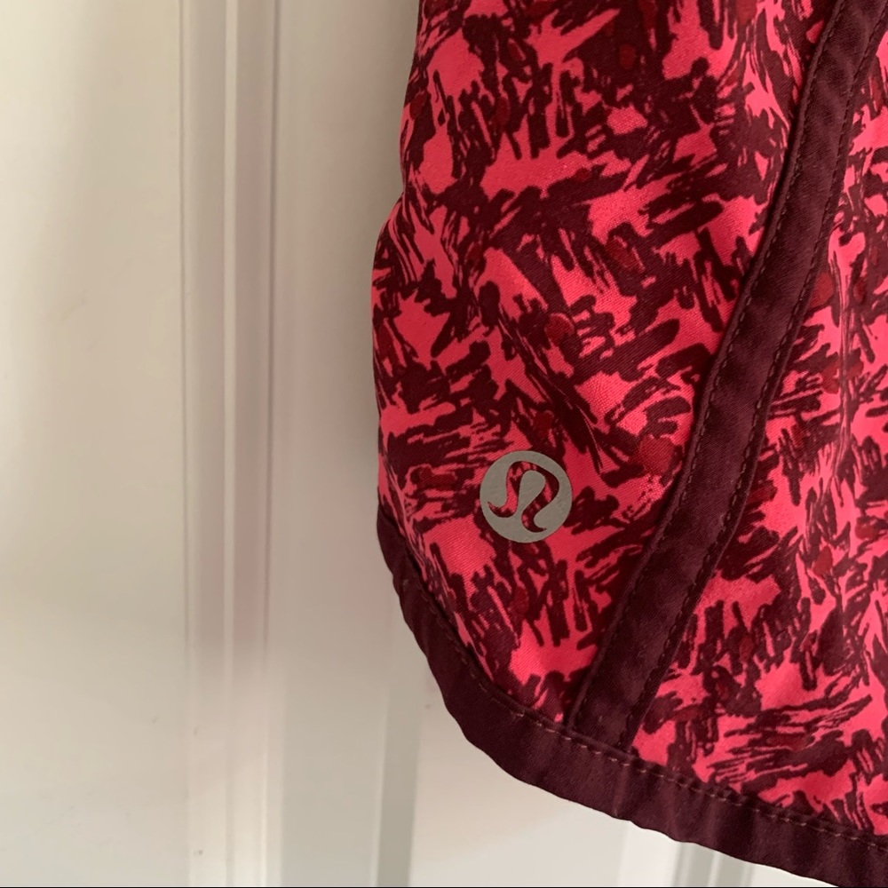 Lululemon Tracker Shorts - Picture 8 of 10